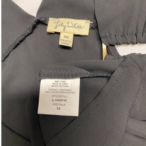 Lily white women halter neck blouse sleeveless sz xs black top sleeveless - Picture 13 of 16